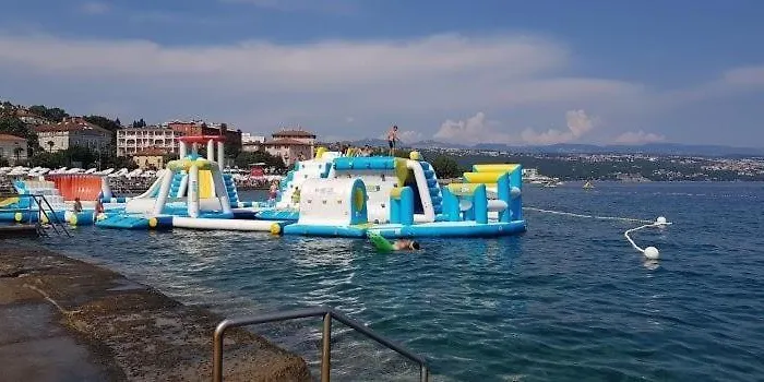Marina אופטיה